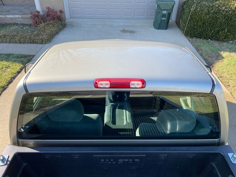 Used 2001 Chevrolet Silverado 1500 LS image 9