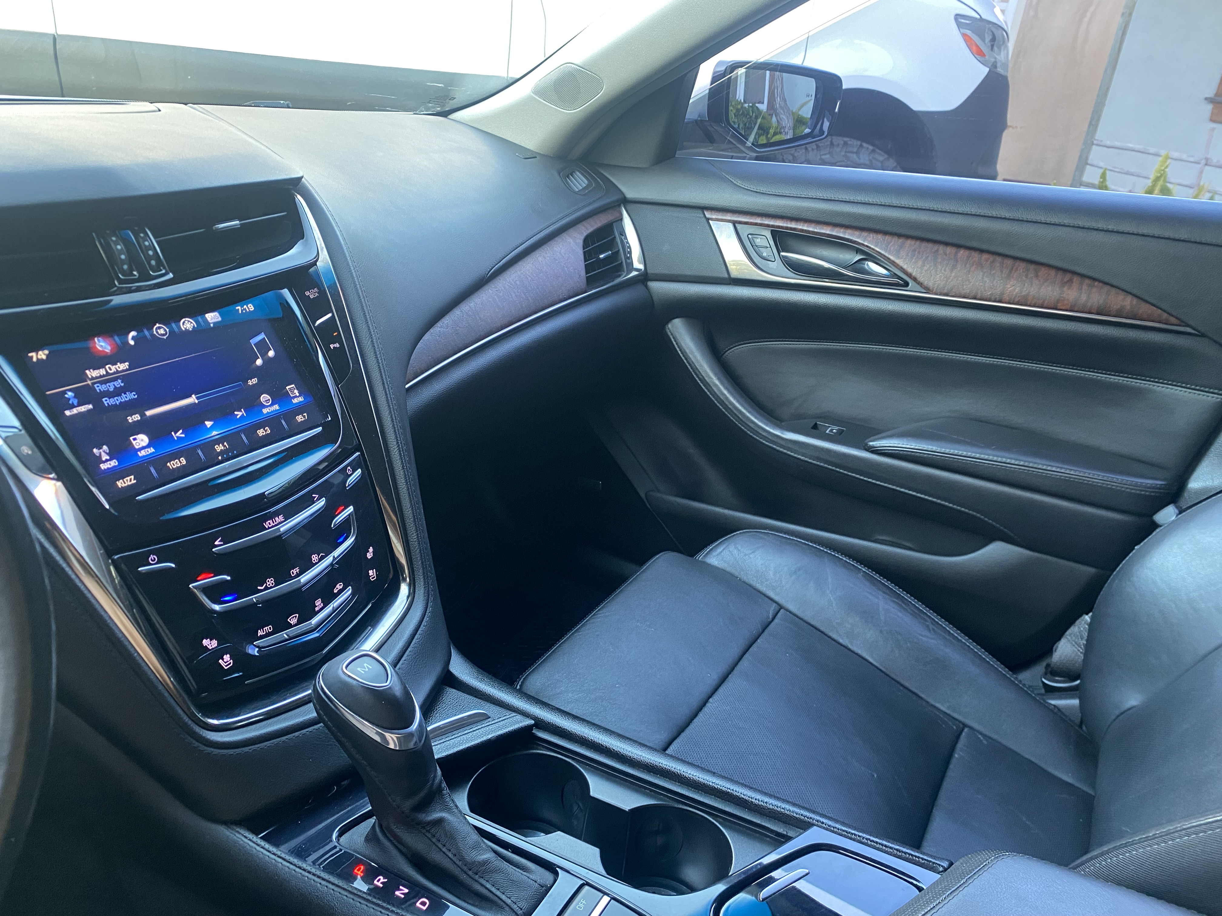 Used 2016 Cadillac CTS Luxury RWD image 13
