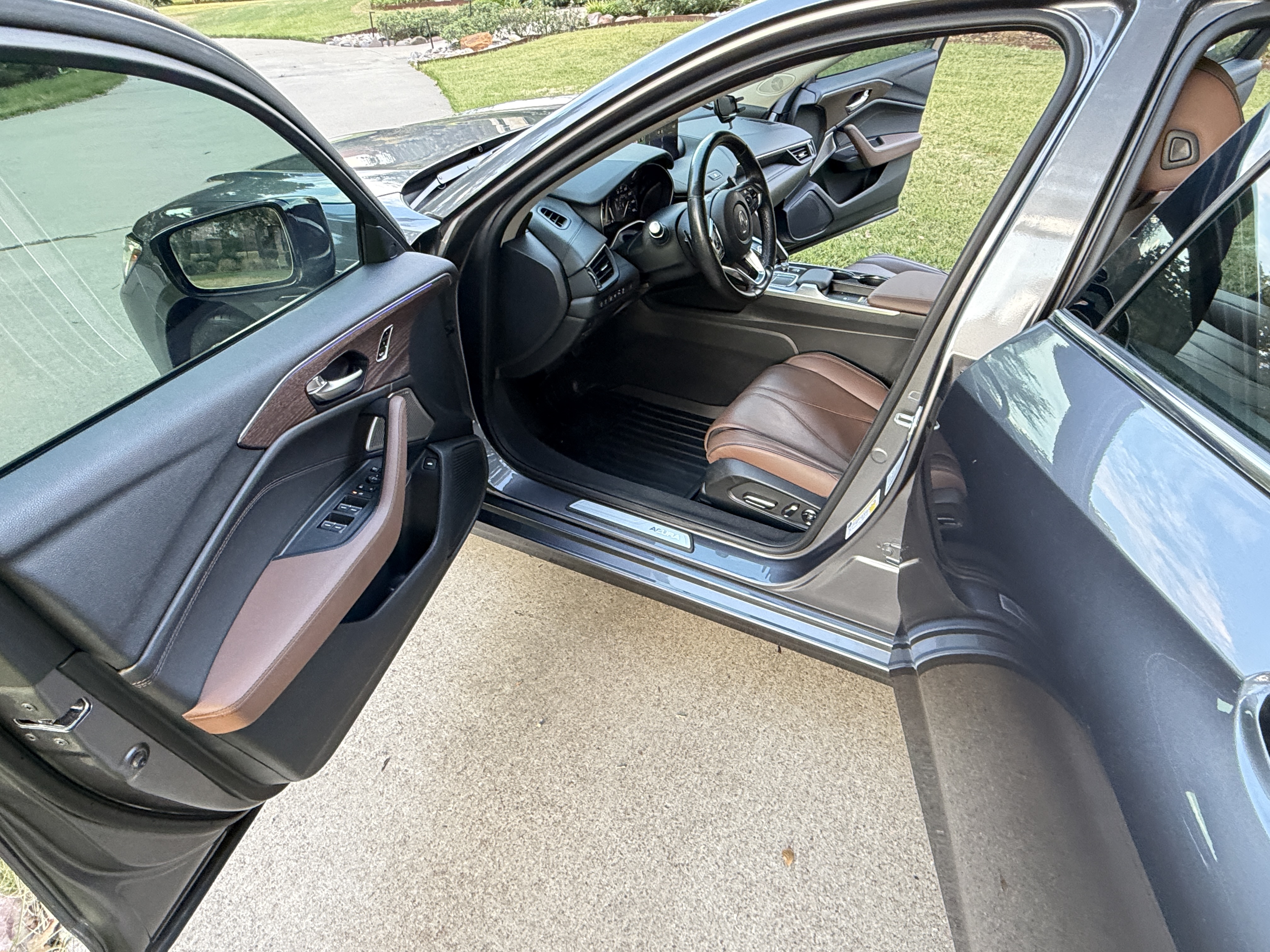 Used 2023 Acura TLX w/ Advance Package AWD/4WD image 17