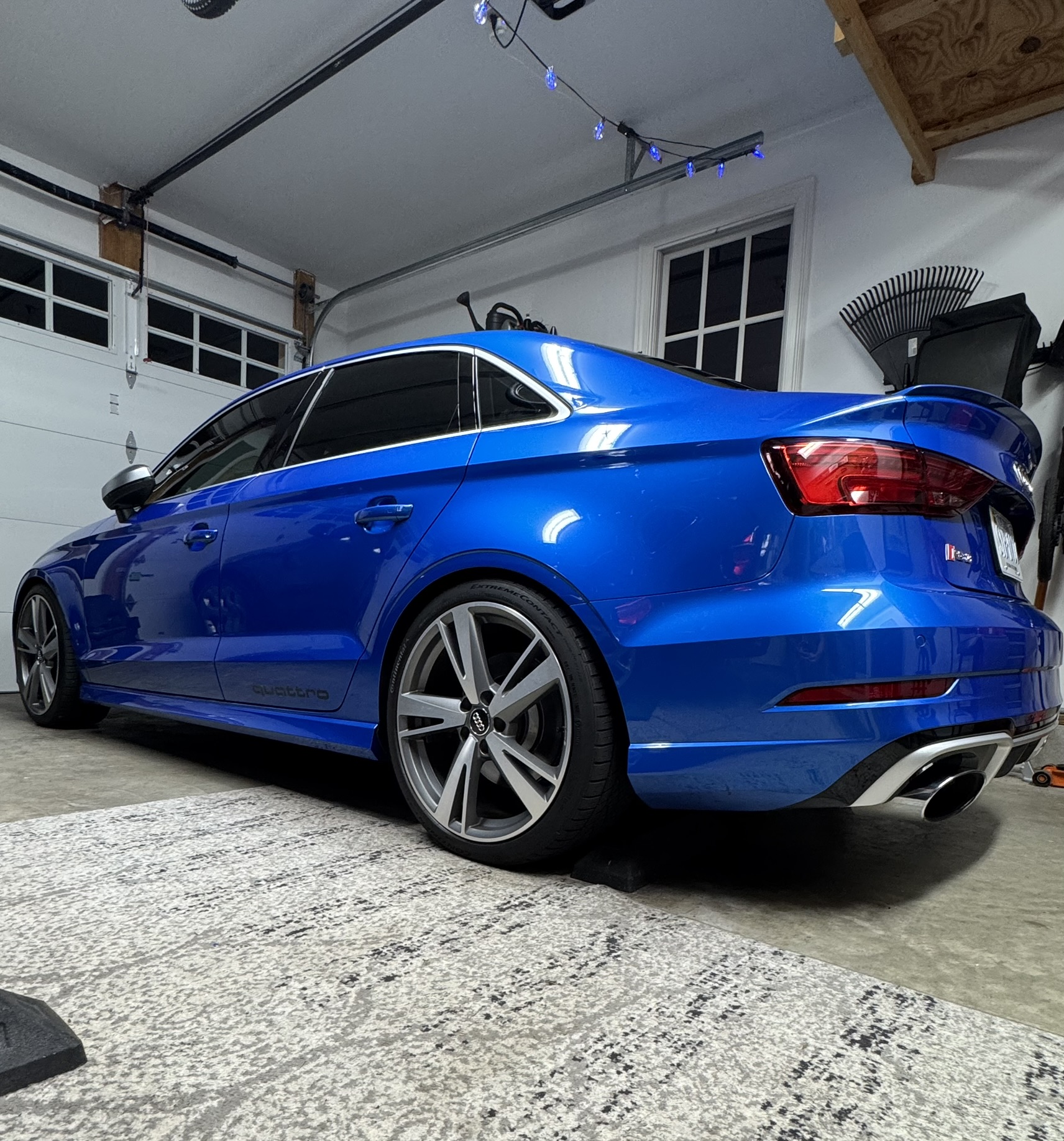 Used 2019 Audi RS 3 w/ Technology Package AWD/4WD image 2