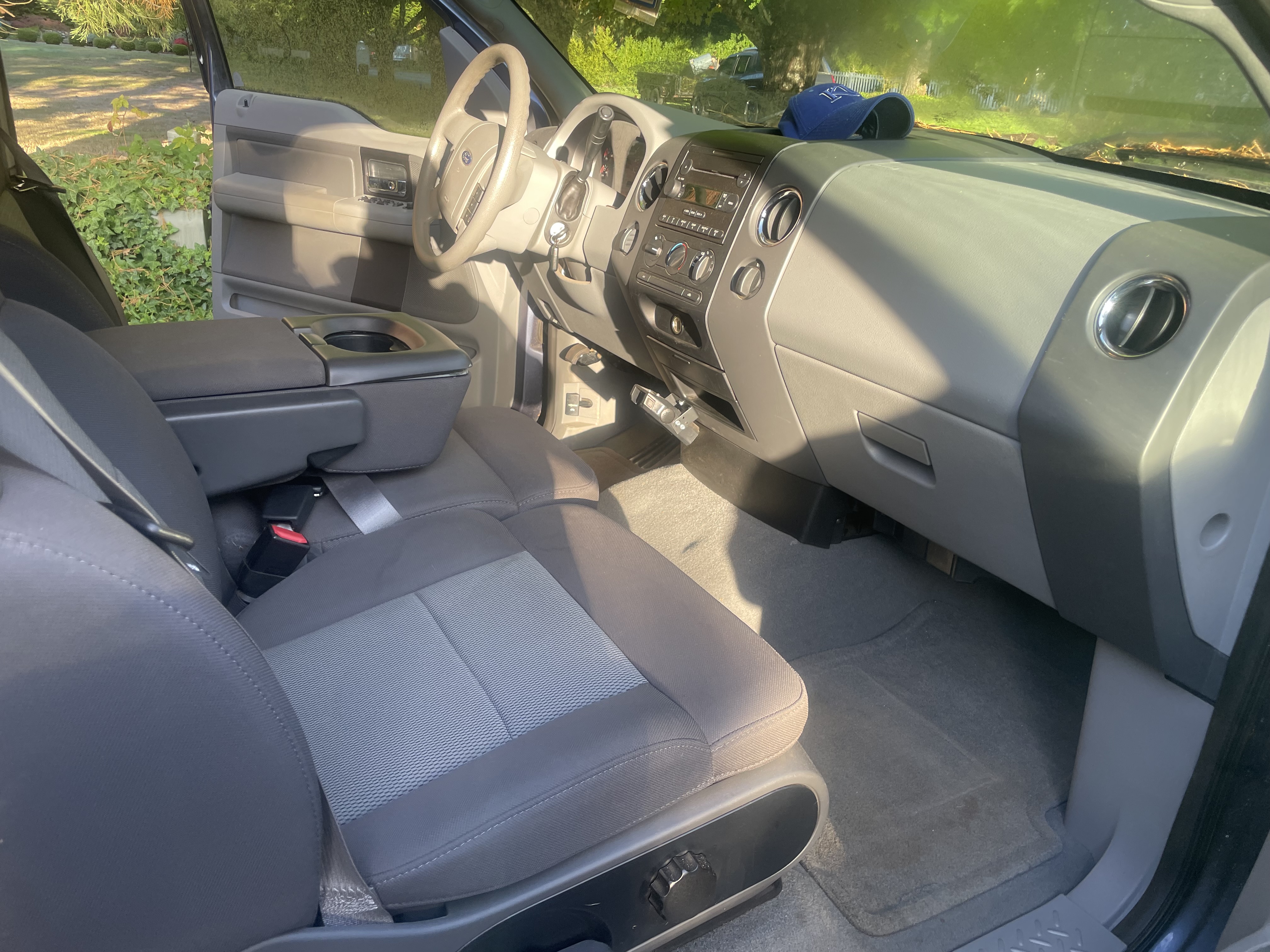 Used 2005 Ford F150 XLT AWD/4WD image 16