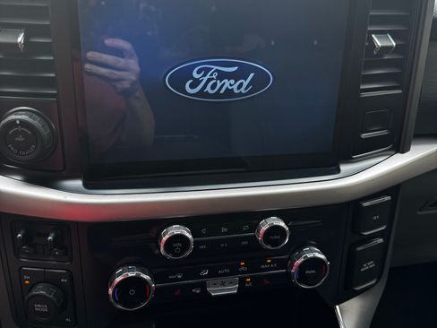 Used 2022 Ford F150 XLT w/ Equipment Group 302A High AWD/4WD image 10