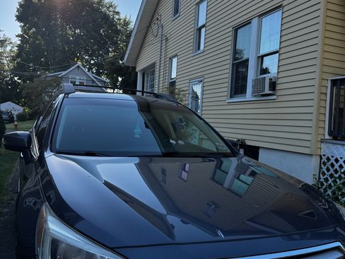 Used 2017 Subaru Outback 2.5i Limited AWD/4WD image 3