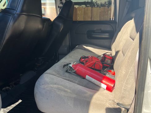 Used 2001 Ford F350 4x4 Crew Cab Super Duty image 6