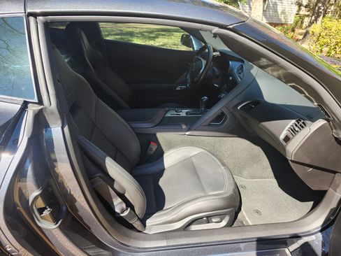 Used 2018 Chevrolet Corvette Grand Sport w/ Carbon Flash Badge Package image 12