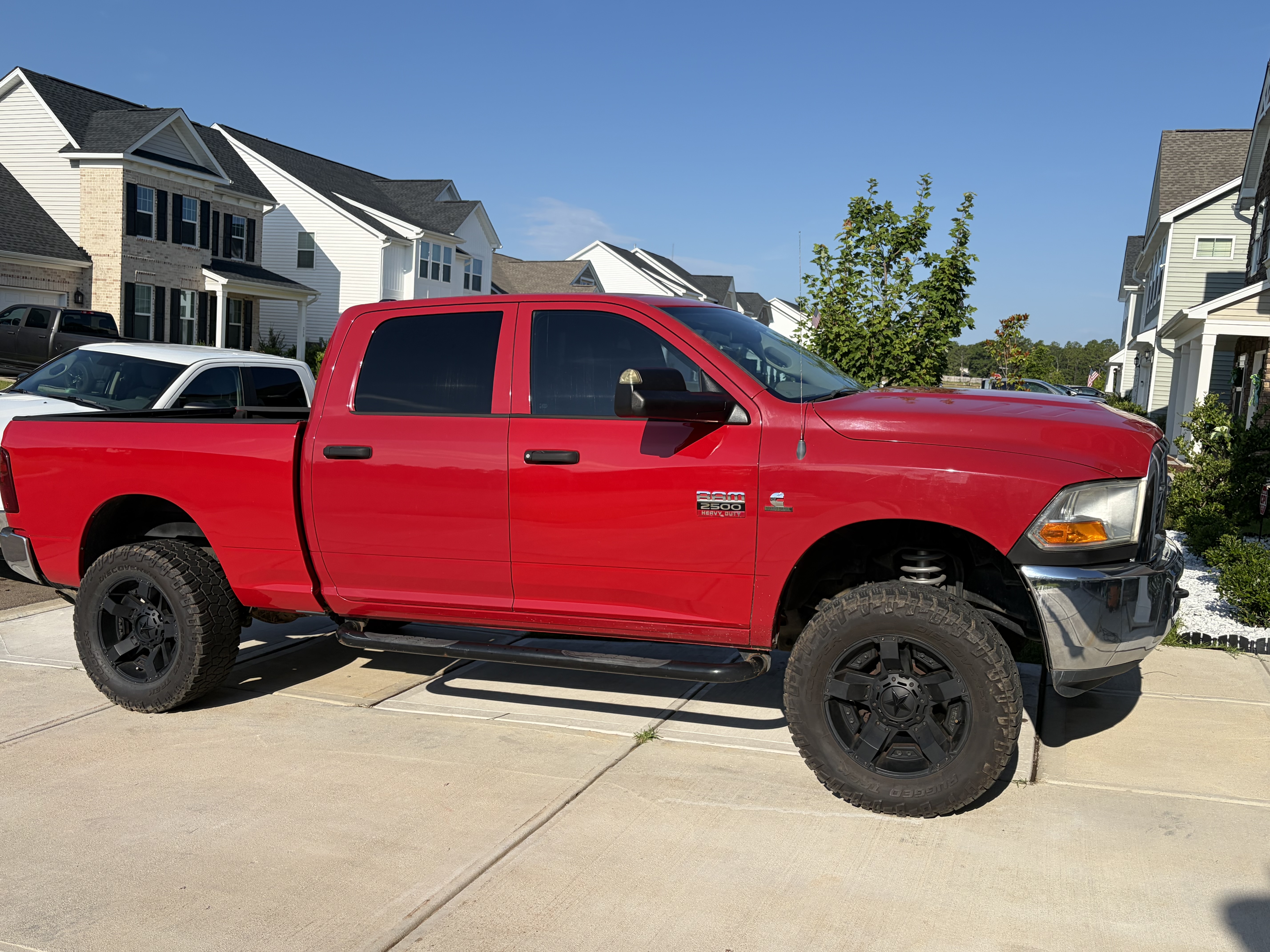 Used 2010 Dodge Ram 2500 Truck ST w/ ST Popular Equipment Group AWD/4WD image 2