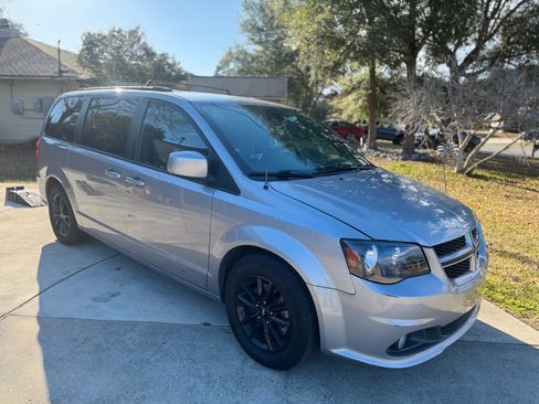 Used 2019 Dodge Grand Caravan GT image 5