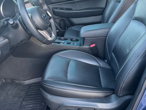 Used 2019 Subaru Outback 3.6R Limited image 10