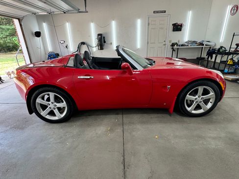 Used 2006 Pontiac Solstice Convertible w/ Premium Package image 6