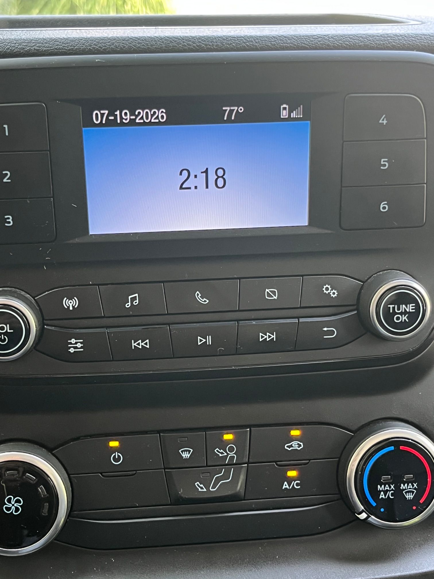 Used 2022 Ford Transit 250 148 High Roof Extended RWD image 14