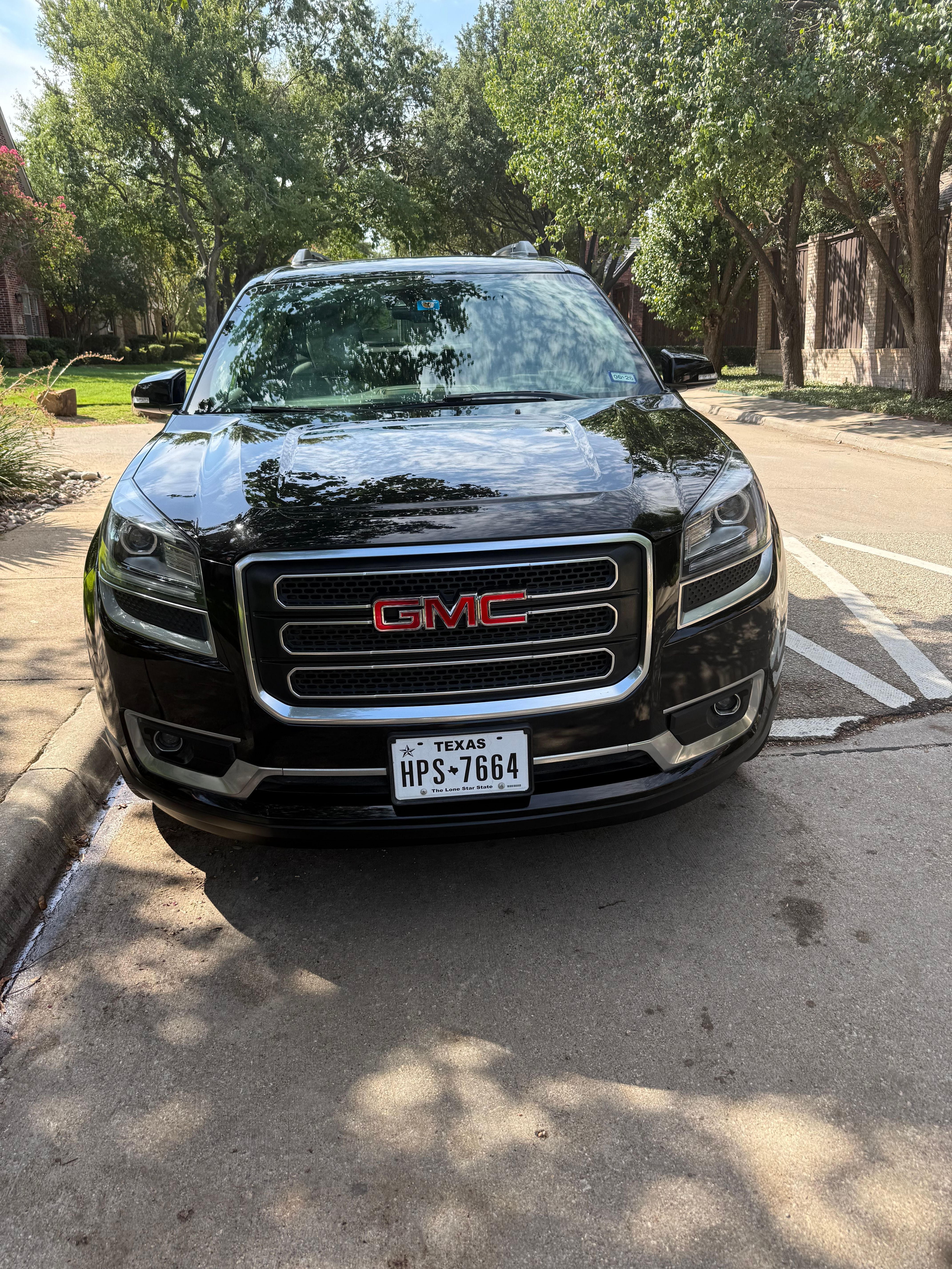 Used 2017 GMC Acadia Limited SLT FWD image 1