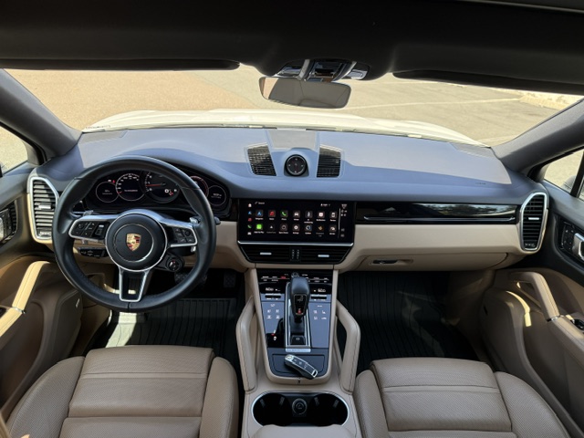 Used 2022 Porsche Cayenne Platinum Edition AWD/4WD image 6