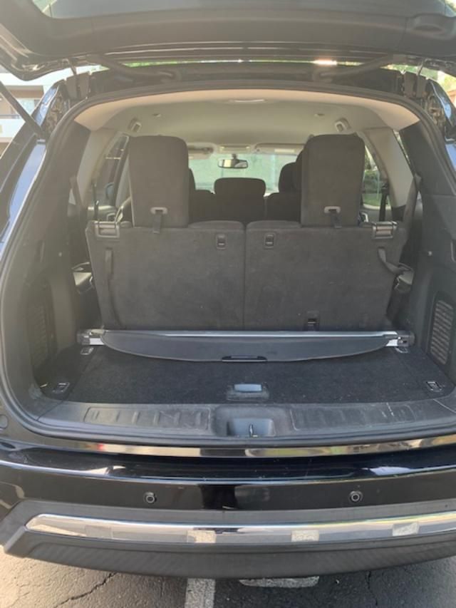 Used 2016 Nissan Pathfinder SV FWD image 11