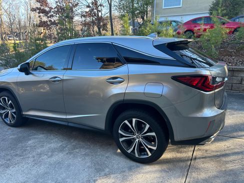 Used 2018 Lexus RX 350 FWD w/ Premium Package image 11