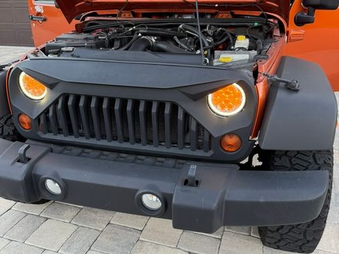 Used 2011 Jeep Wrangler Sport image 16