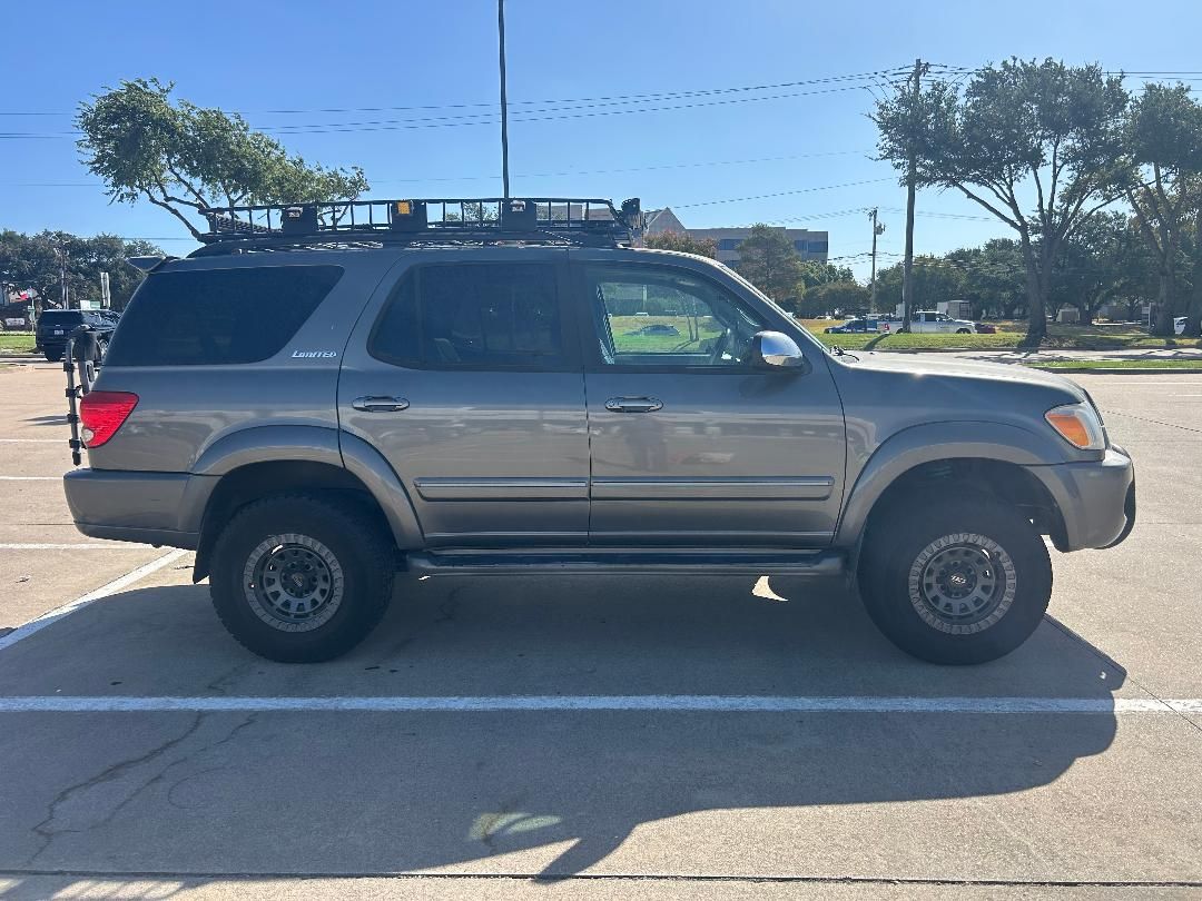 Used 2007 Toyota Sequoia Limited AWD/4WD image 4