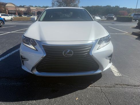Used 2017 Lexus ES 350 image 5