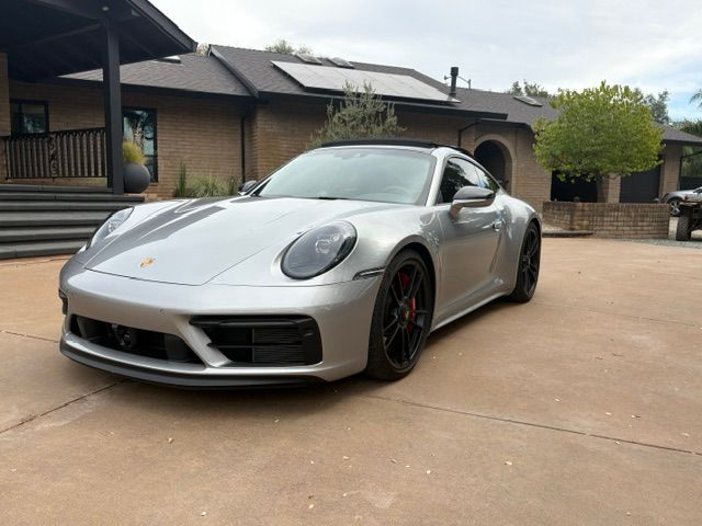 Used 2022 Porsche 911 Carrera 4 GTS AWD/4WD image 5
