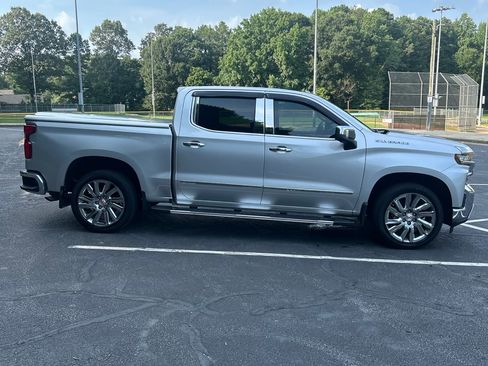 Used 2019 Chevrolet Silverado 1500 LTZ w/ LTZ Premium Package RWD image 8