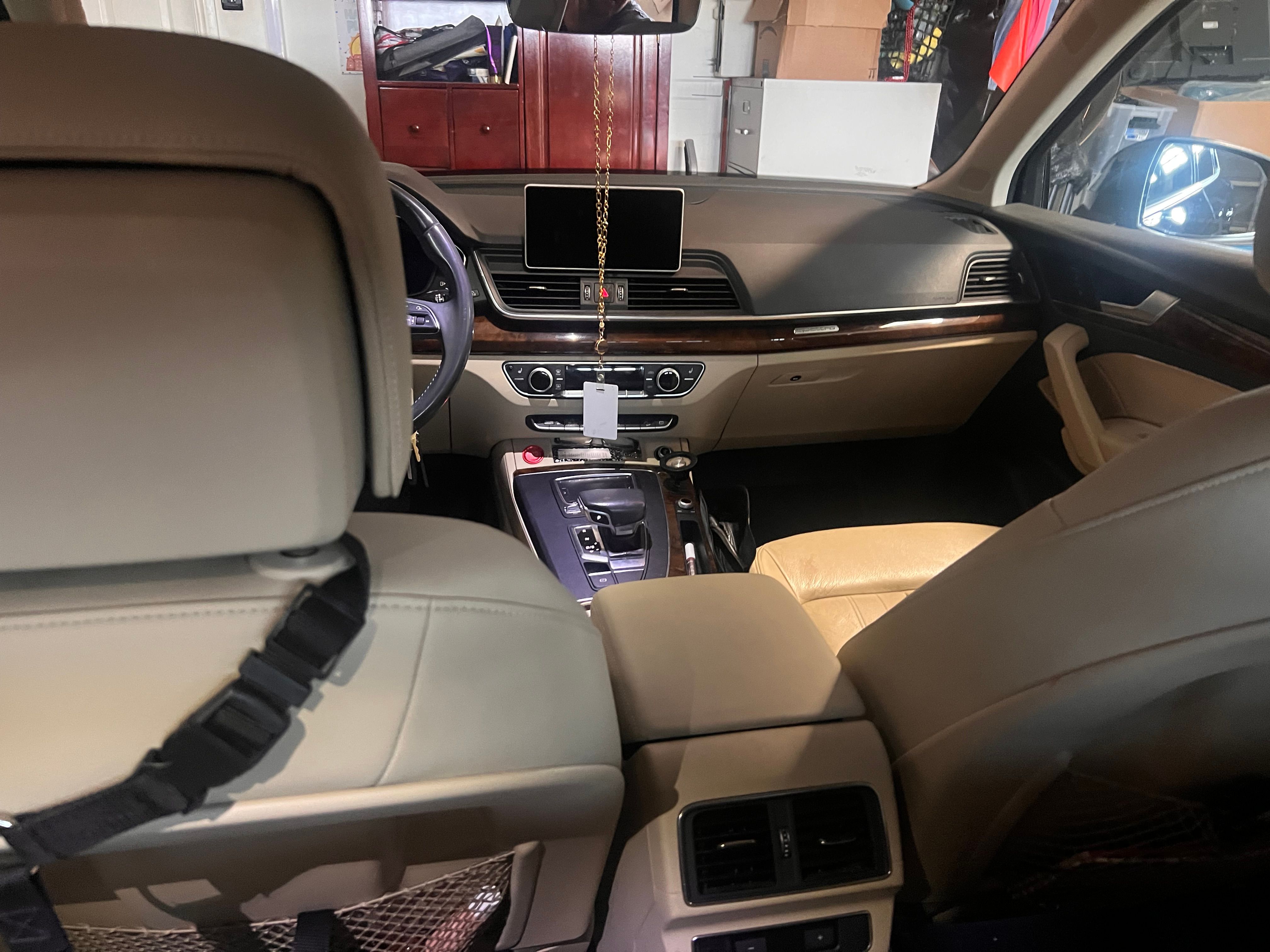 Used 2018 Audi Q5 2.0T Premium Plus w/ Premium Plus Package AWD/4WD image 10