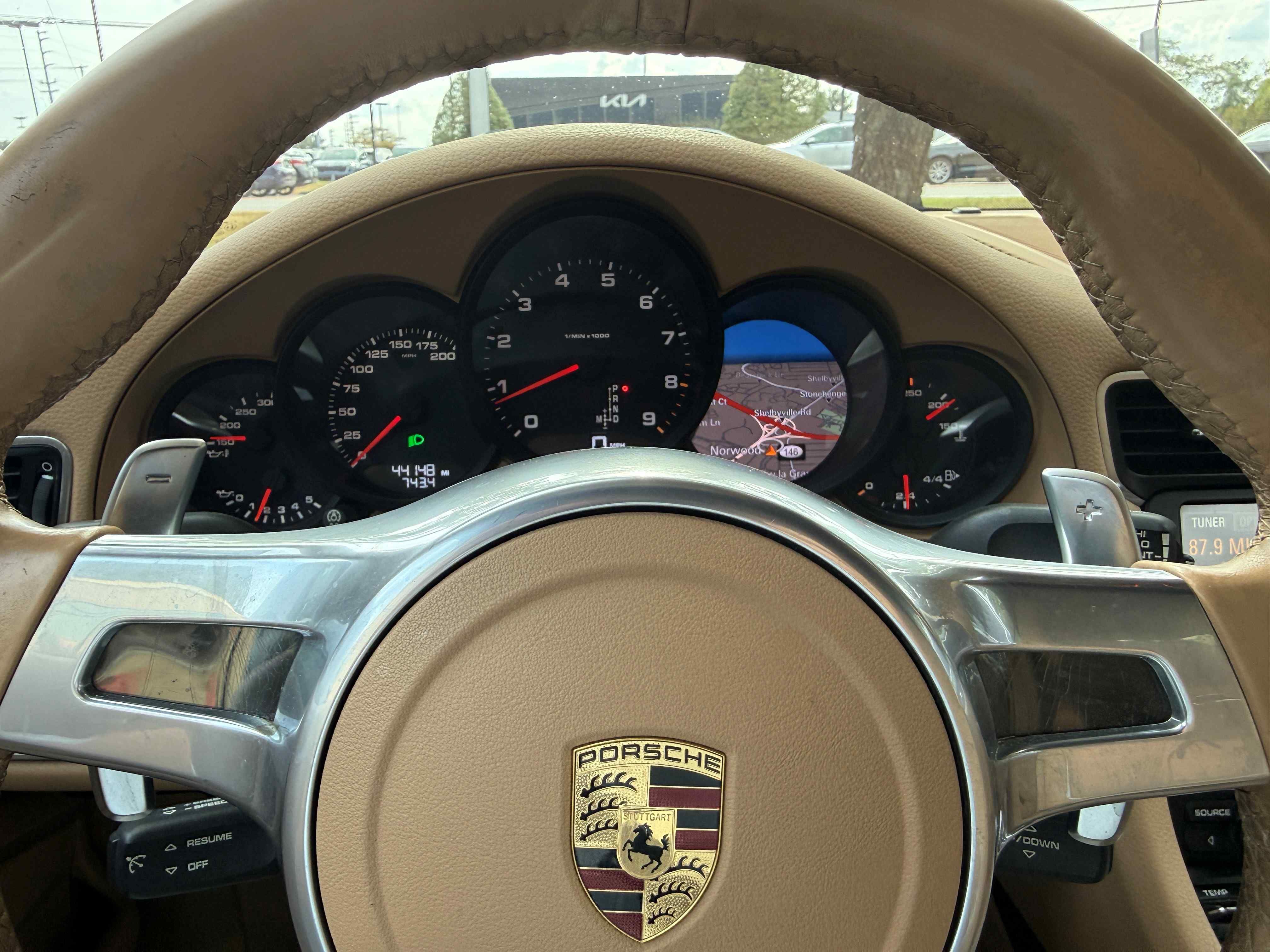 Used 2016 Porsche 911 Carrera image 18