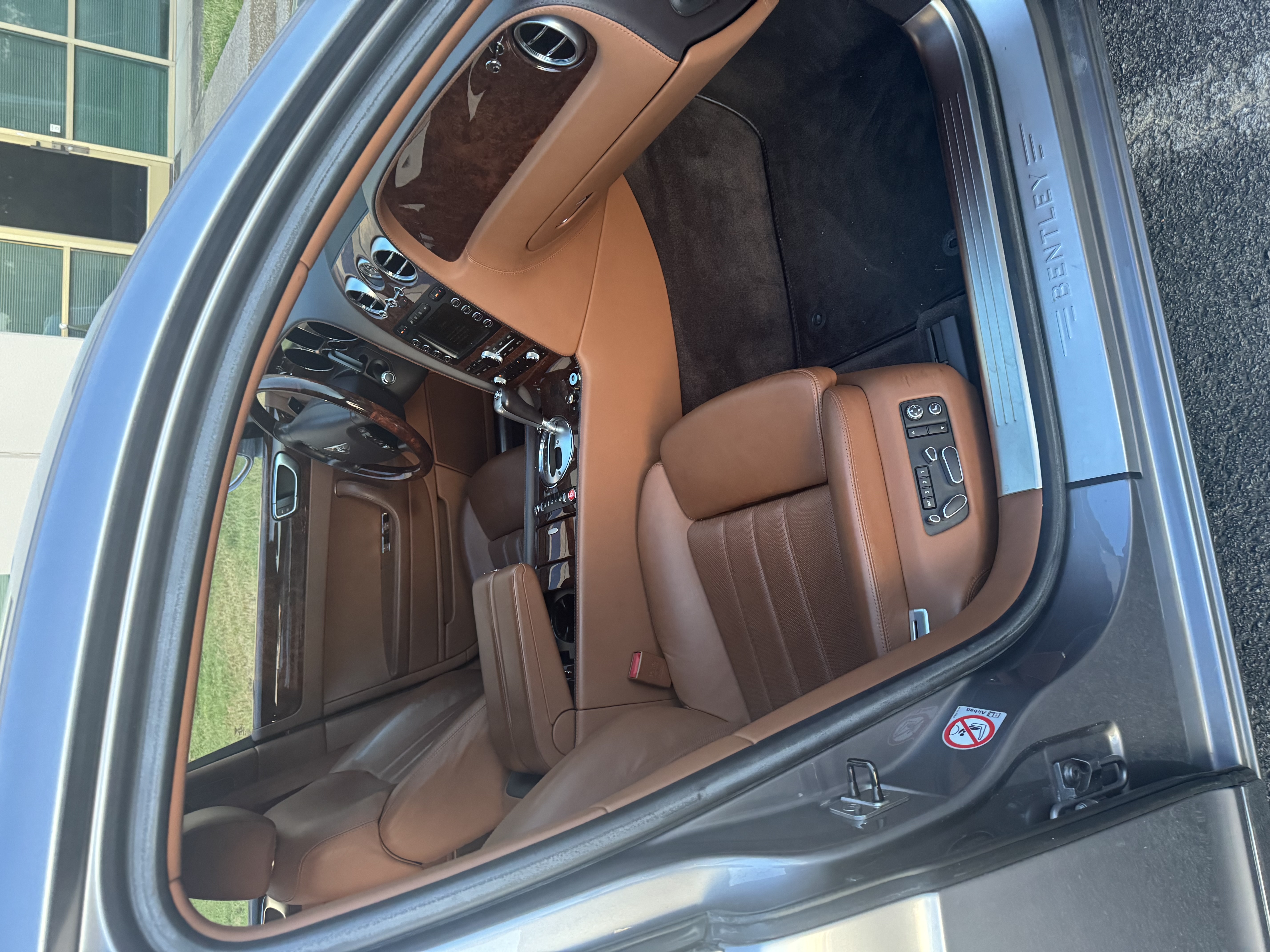 Used 2006 Bentley Flying Spur Flying Spur AWD/4WD image 5