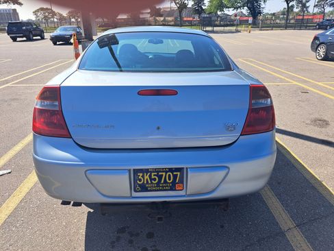 Used 2004 Chrysler 300M image 4