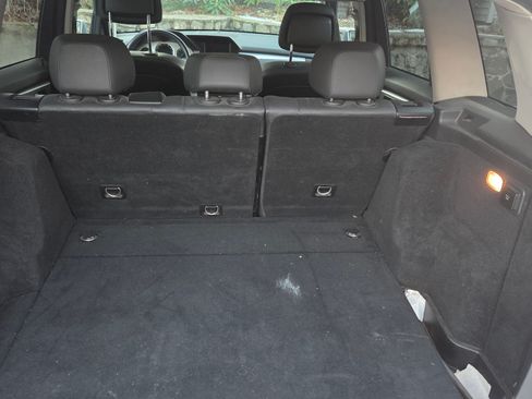 Used 2010 Mercedes-Benz GLK 350 4MATIC image 1