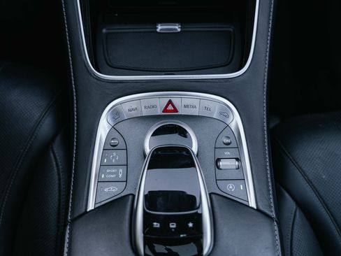 Used 2015 Mercedes-Benz S 550 4MATIC Sedan image 10