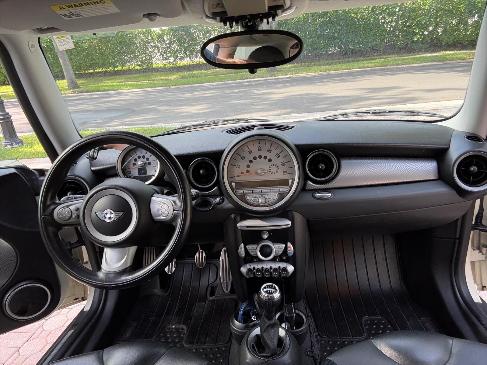 Used 2009 MINI Cooper S FWD image 16