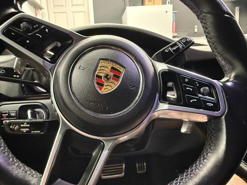 Used 2021 Porsche Cayenne S AWD/4WD image 24