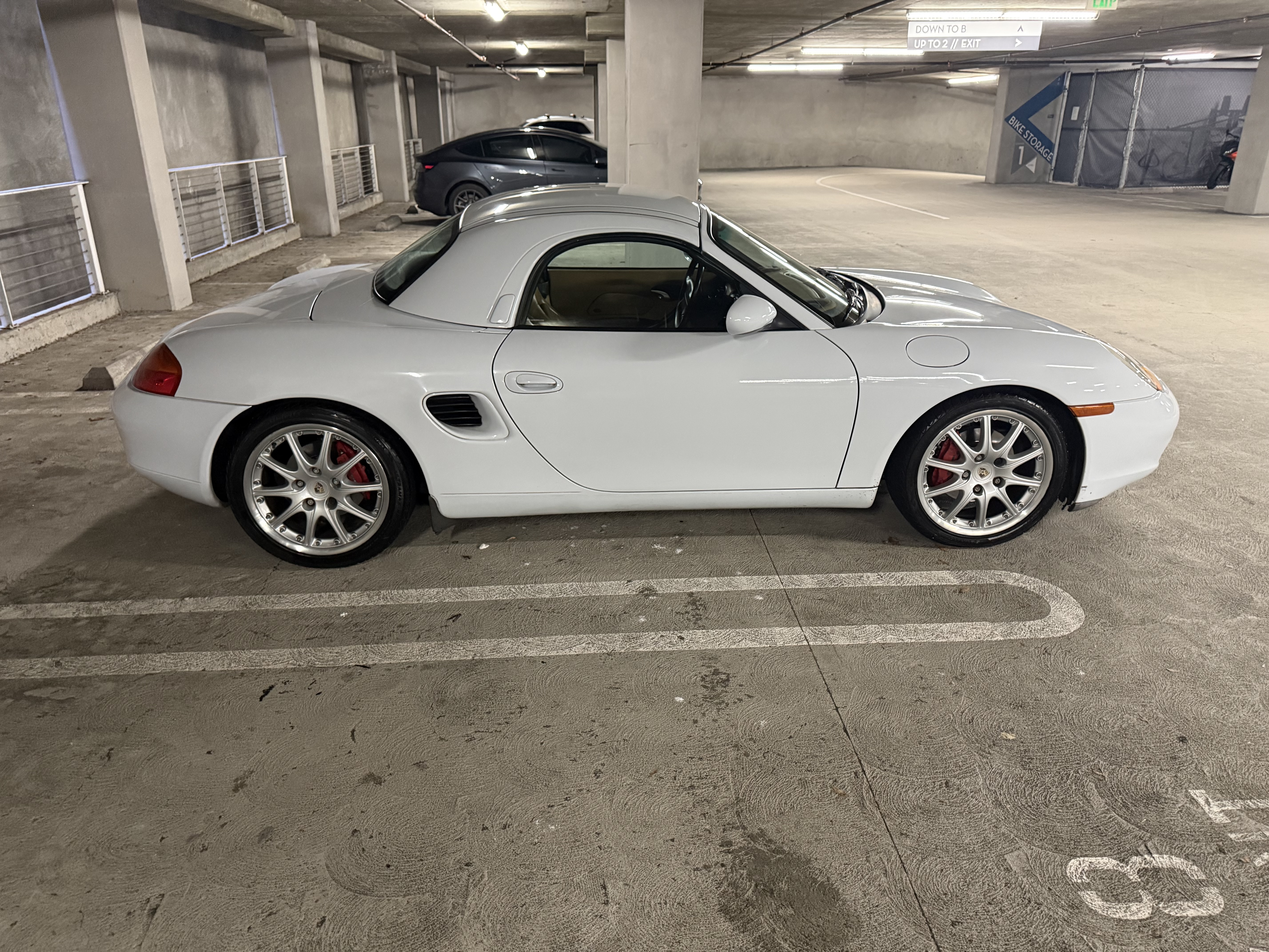 Used 1998 Porsche Boxster RWD image 5