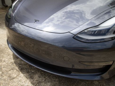 Used 2022 Tesla Model 3 Long Range AWD/4WD image 4