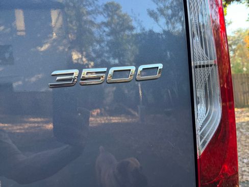 Used 2023 Mercedes-Benz Sprinter 3500 image 21