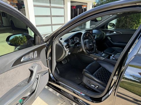 Used 2017 Audi S6 Premium Plus w/ Driver Assistance Package image 9