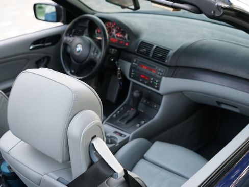 Used 2006 BMW 330Ci Convertible RWD image 12