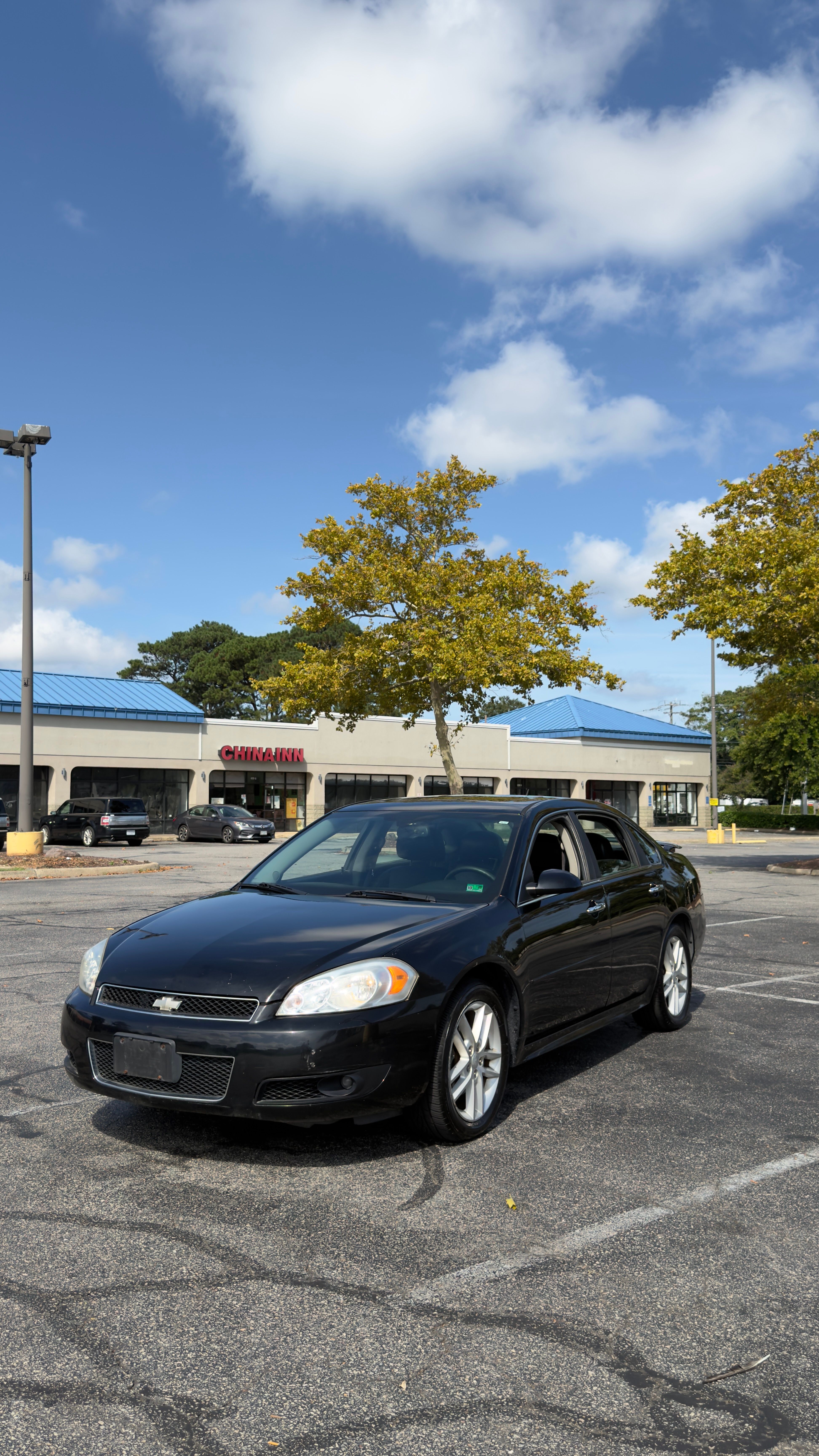 Used 2013 Chevrolet Impala LTZ FWD image 2