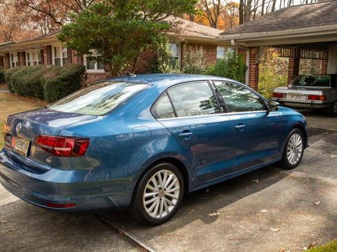 Used 2016 Volkswagen Jetta SEL image 4