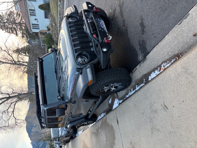 Used 2021 Jeep Wrangler Unlimited Rubicon AWD/4WD image 5
