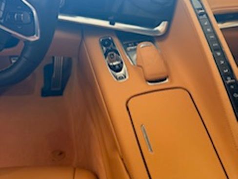 Used 2023 Chevrolet Corvette Stingray Premium Conv w/ Z51 Performance Package image 10