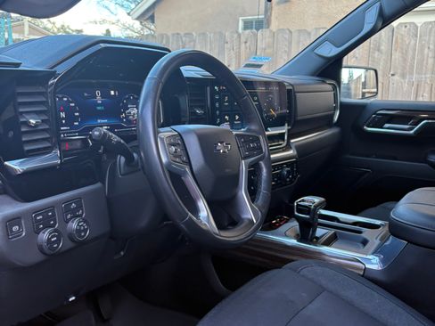 Used 2023 Chevrolet Silverado 1500 LT Trail Boss w/ Protection Package image 13