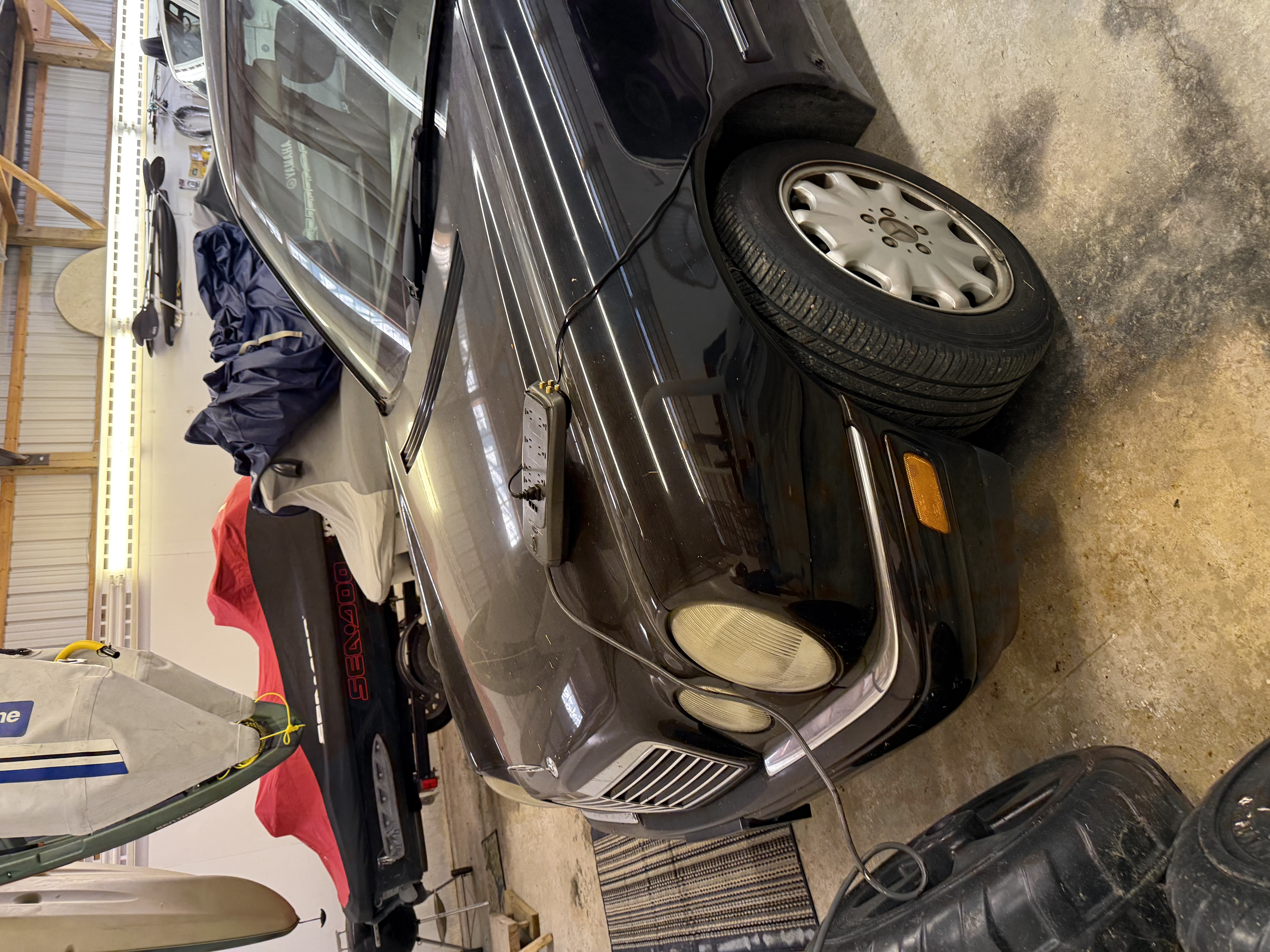 Used 1999 Mercedes-Benz E 320 Sedan image 9