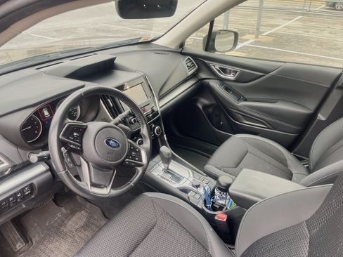 Used 2021 Subaru Forester Premium image 11