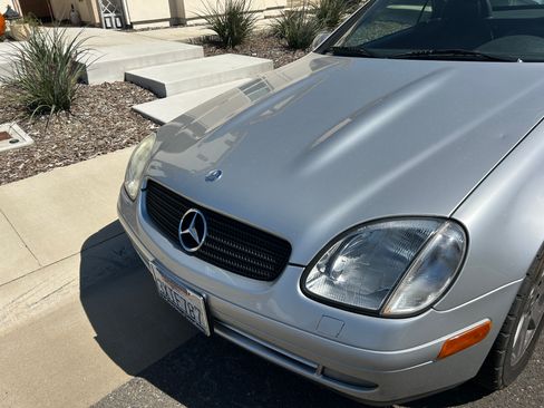 Used 1998 Mercedes-Benz SLK 230 image 4