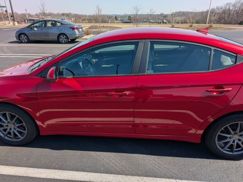 Used 2017 Hyundai Elantra SE w/ SE A/T Tech Package 03 image 14