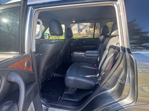 Used 2019 INFINITI QX80 Luxe w/ Proassist Package image 9