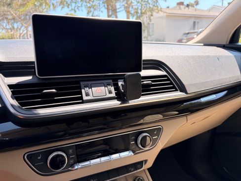 Used 2018 Audi Q5 2.0T Premium AWD/4WD image 11