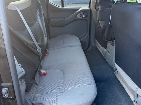 Used 2019 Nissan Frontier SV w/ Value Truck Package image 8