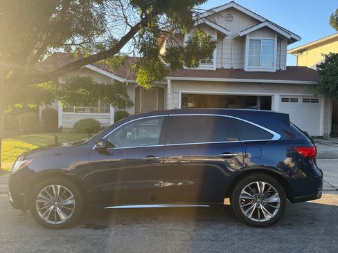 Used 2017 Acura MDX SH-AWD Sport Utility 4D image 6