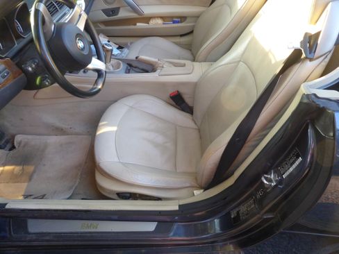 Used 2003 BMW Z4 3.0i RWD image 17